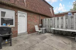 5690 Beechcroft Rd, Columbus, OH 43229 - Photo 15