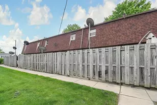 5690 Beechcroft Rd, Columbus, OH 43229 - Photo 19
