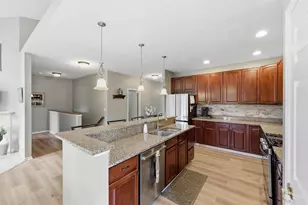 5538 Grand Cresent Dr, Galena, OH 43021 - Photo 9
