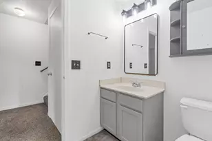 3697 Pendent Ln, Columbus, OH 43207 - Photo 29