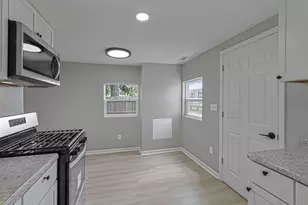 1341 Genessee Ave, Columbus, OH 43211 - Photo 23