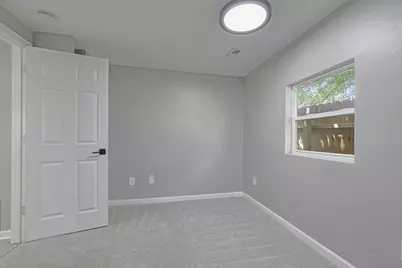 1341 Genessee Avenue, Columbus, OH 43211 - Photo 17