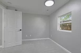 1341 Genessee Ave, Columbus, OH 43211 - Photo 17