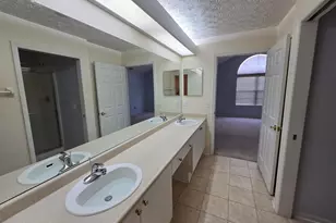 2424 Landings Way, Grove City, OH 43123 - Photo 15