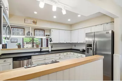 5190 Willow Grove Place N, Dublin, OH 43017 - Photo 5