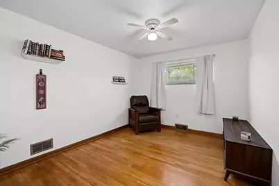 210 Broadway Road, Enon, OH 45323 - Photo 5