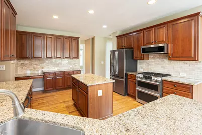 5816 Heritage Lakes Drive, Hilliard, OH 43026 - Photo 13