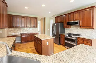 5816 Heritage Lakes Dr, Hilliard, OH 43026 - Photo 13