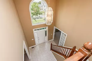 5816 Heritage Lakes Dr, Hilliard, OH 43026 - Photo 3