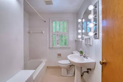 100 E Kanawha Avenue, Columbus, OH 43214 - Photo 23