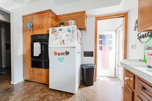 309 Broad Meadows Blvd, Columbus, OH 43214 - Photo 15