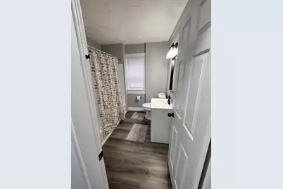 930 E 15th, Columbus, OH 43211 - Photo 9