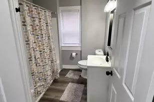 930 E 15th, Columbus, OH 43211 - Photo 9