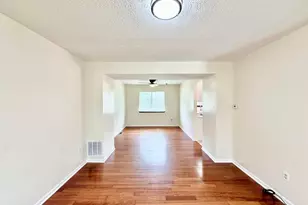 916 Lateglow Ct, Newark, OH 43055 - Photo 7