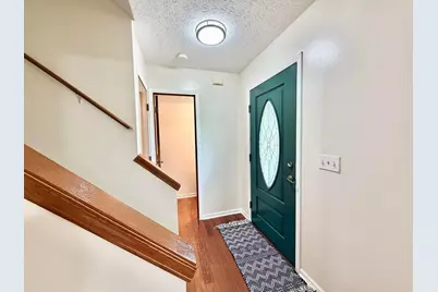 916 Lateglow Court, Newark, OH 43055 - Photo 3