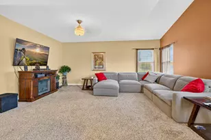 7171 Blue Holly Dr, Lewis Center, OH 43035 - Photo 13