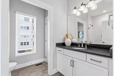 136 E Greenwood Avenue, Columbus, OH 43201 - Photo 23