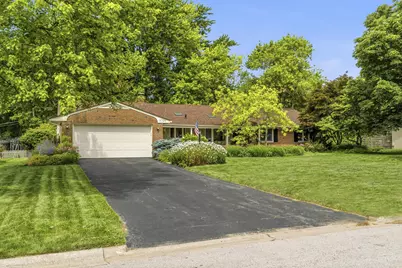 3795 Surrey Hill Place, Upper Arlington, OH 43220 - Photo 3