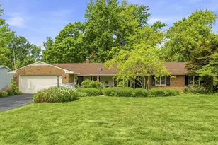 3795 Surrey Hill Pl, Upper Arlington, OH 43220 - Photo 1