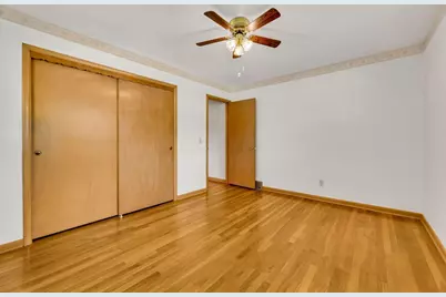 1406 Fahlander Drive N, Columbus, OH 43229 - Photo 19