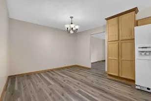 326 Roberts Dr SE, Newark, OH 43055 - Photo 9