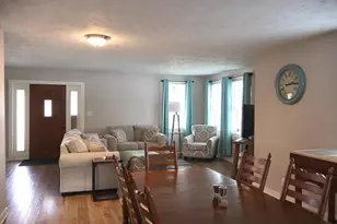 484 E Main St, Circleville, OH 43113 - Photo 9