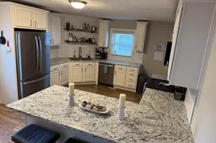 484 E Main St, Circleville, OH 43113 - Photo 1