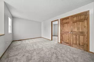 3691 Parker Knoll Ln, Columbus, OH 43219 - Photo 17