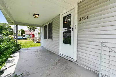 2864 E 9th Avenue, Columbus, OH 43219 - Photo 3