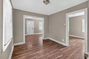 2864 E 9th Ave, Columbus, OH 43219 - Photo 3