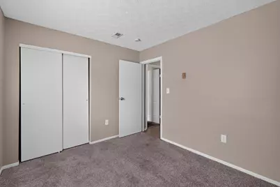 1633 E Gates Street, Columbus, OH 43206 - Photo 17