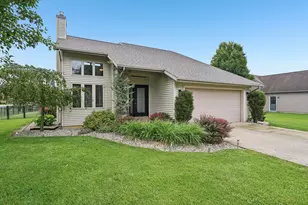 1627 Briarwood St, West Liberty, OH 43357 - Photo 3