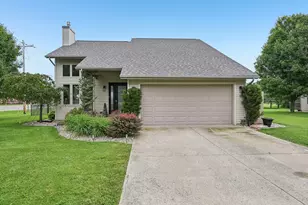 1627 Briarwood St, West Liberty, OH 43357 - Photo 1
