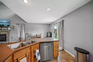 1627 Briarwood St, West Liberty, OH 43357 - Photo 11