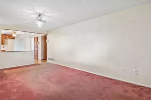 2570 Niantic Dr, Columbus, OH 43224 - Photo 15