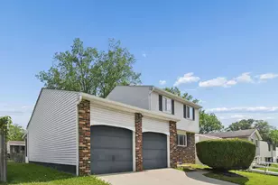 2570 Niantic Dr, Columbus, OH 43224 - Photo 3