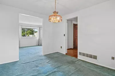 2570 Niantic Drive, Columbus, OH 43224 - Photo 9