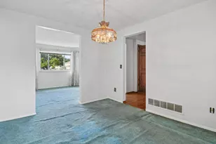 2570 Niantic Dr, Columbus, OH 43224 - Photo 9