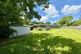 1924 Victory Dr, Springfield, OH 45505 - Photo 7