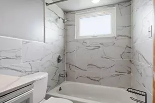 5320 Hazelwood Rd, Columbus, OH 43229 - Photo 29