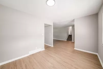 1344 Yorktown Road, Columbus, OH 43232 - Photo 7