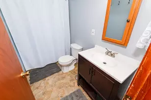 221 W Parkwood Ave, Springfield, OH 45506 - Photo 17