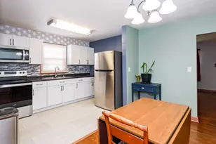 221 W Parkwood Ave, Springfield, OH 45506 - Photo 9