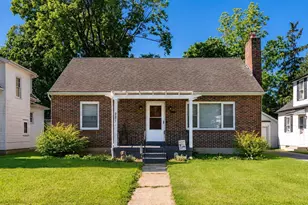 221 W Parkwood Ave, Springfield, OH 45506 - Photo 3