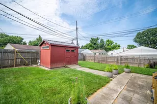 859 Carolyn Ave, Columbus, OH 43224 - Photo 25