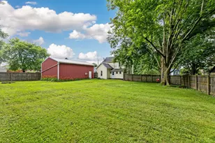 260 N Clayton St, Centerburg, OH 43011 - Photo 23