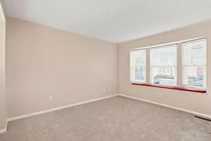 910 Annagladys Dr, Columbus, OH 43085 - Photo 5