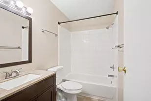910 Annagladys Dr, Columbus, OH 43085 - Photo 17