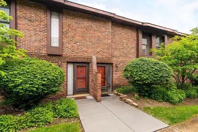 2806 Downing Way #37, Columbus, OH 43221 - Photo 3