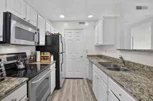 5597 Cedar Springs Rd, Columbus, OH 43228 - Photo 9